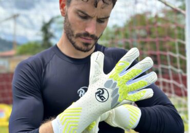Mănuși de portar RG Aversa 2024 – 2025 – reducere 30%